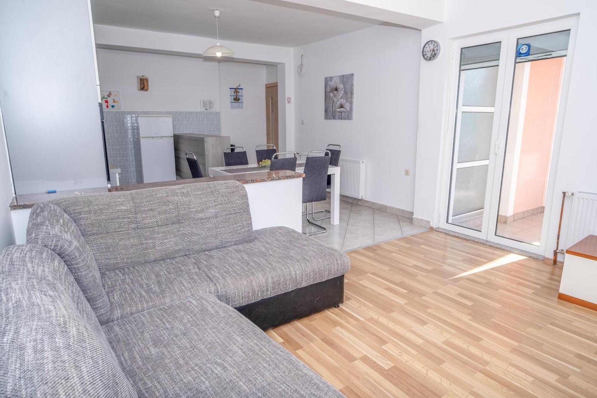 Apartment Bura Σίμπενικ Εξωτερικό φωτογραφία