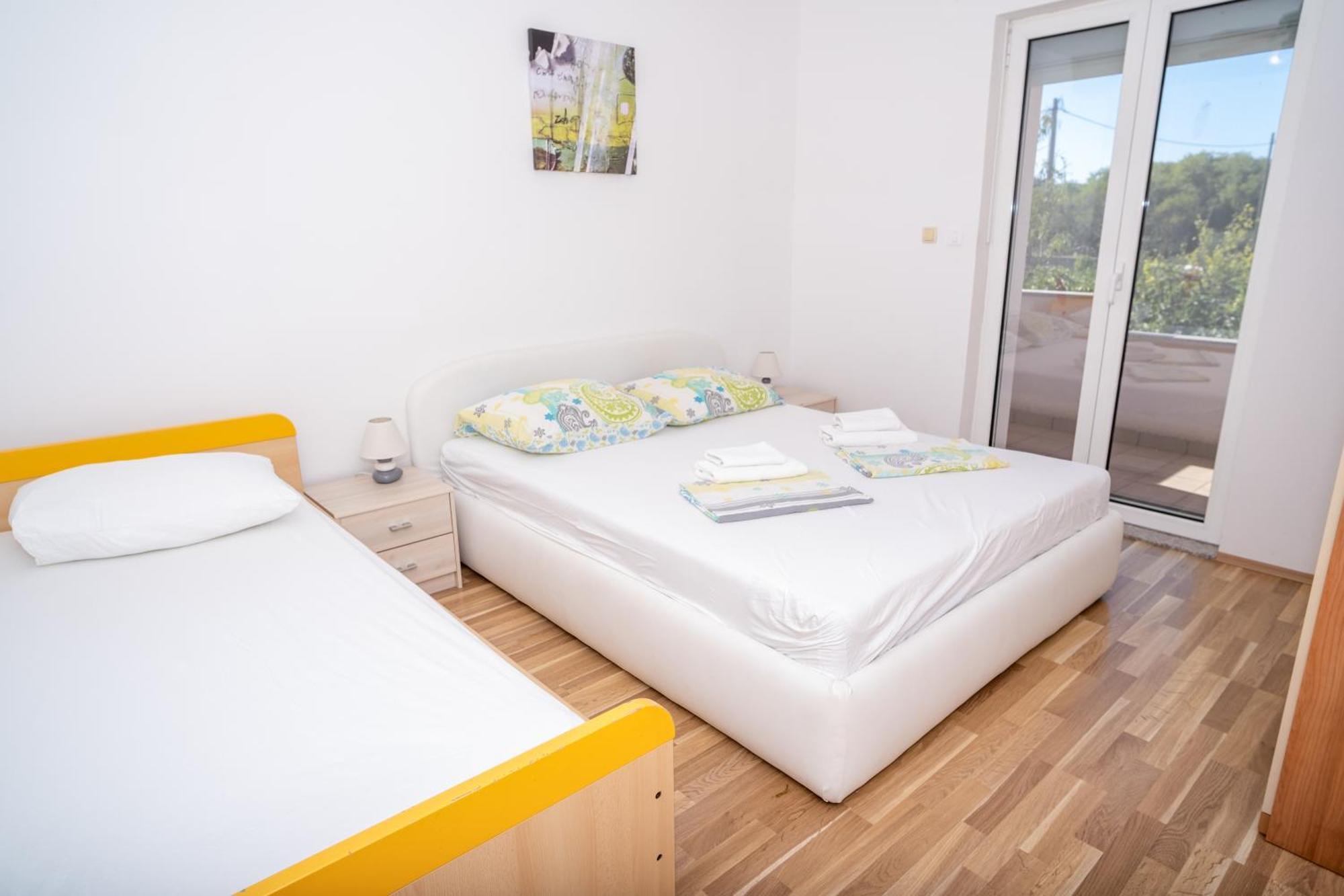 Apartment Bura Σίμπενικ Εξωτερικό φωτογραφία